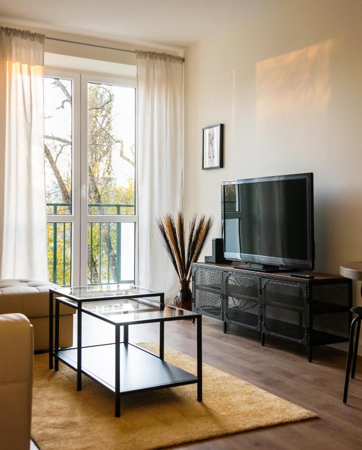 Ochota Sunny Apartment Varsavia Esterno foto